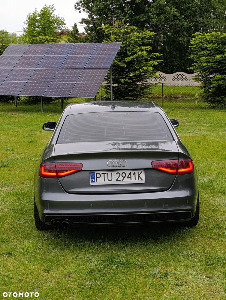 Audi A4 Limousine 2.0 TDI - 4