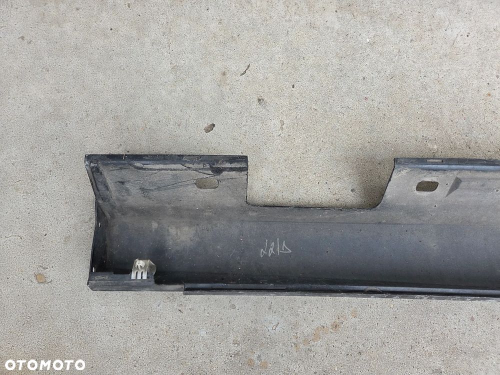 Listwa nakładka progu lewa Mercedes B-klasa W246   A246690024 - 10