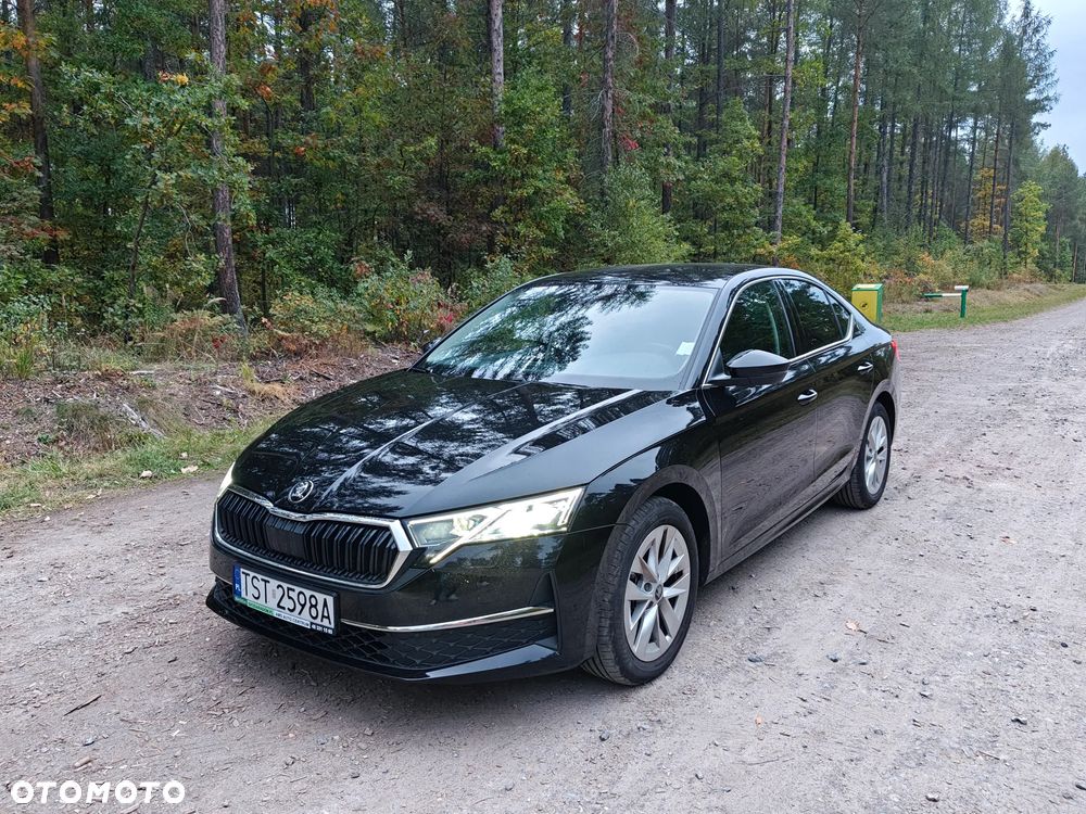 Skoda Octavia 2025 photo 2