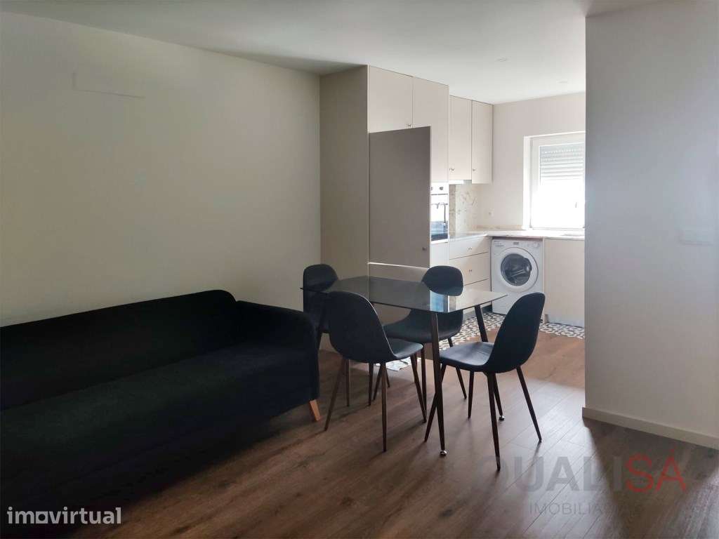 Apartamento T2 duplex equipado e mobilado no centro de Braga - para... - Grande imagem: 2/23