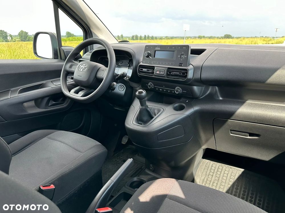 Toyota Proace City Verso 1.5 D-4D Family - 8