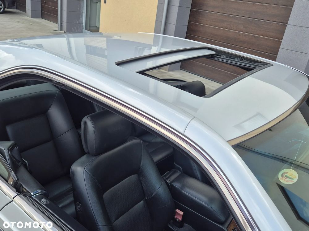 Mercedes-Benz CL - 33