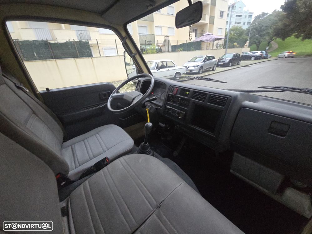 Toyota Dyna 150 - 20