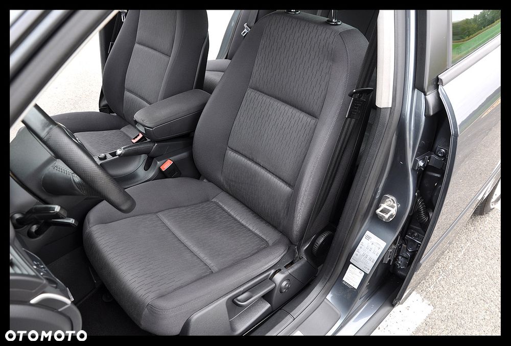 Audi A4 Limousine - 24