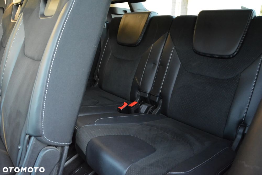 Ford S-Max 2.0 TDCi Titanium - 31