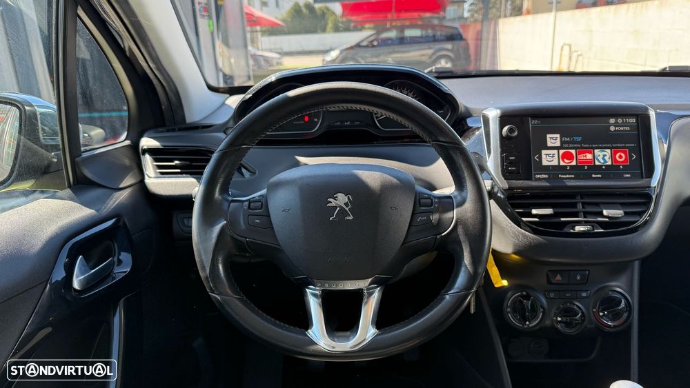 Peugeot 208 1.5 BlueHDi Signature - 22