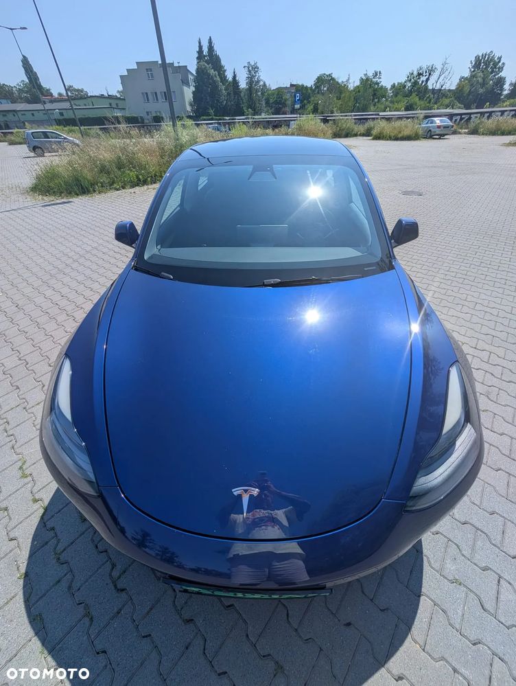 Tesla Model 3 - 14