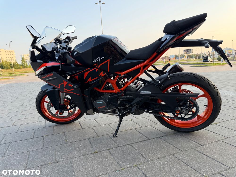 KTM RC 125 - 3