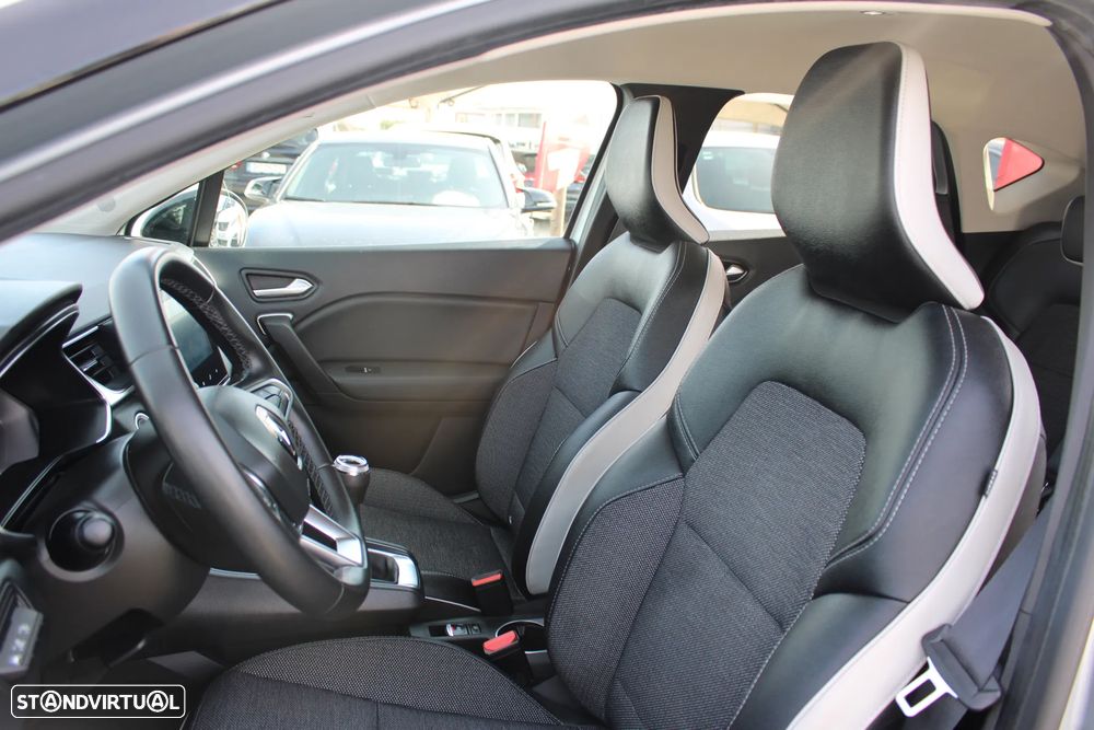 Renault Captur 1.0 TCe Techno Bi-Fuel - 19
