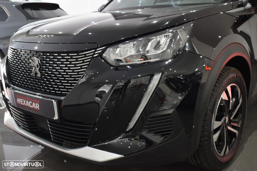 Peugeot 2008 1.2 PureTech Allure - 3
