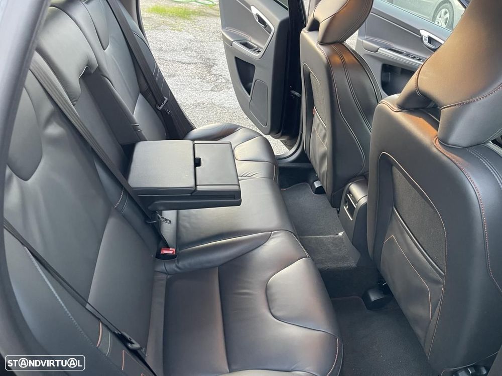 Volvo XC 60 D4 Ocean Race - 20