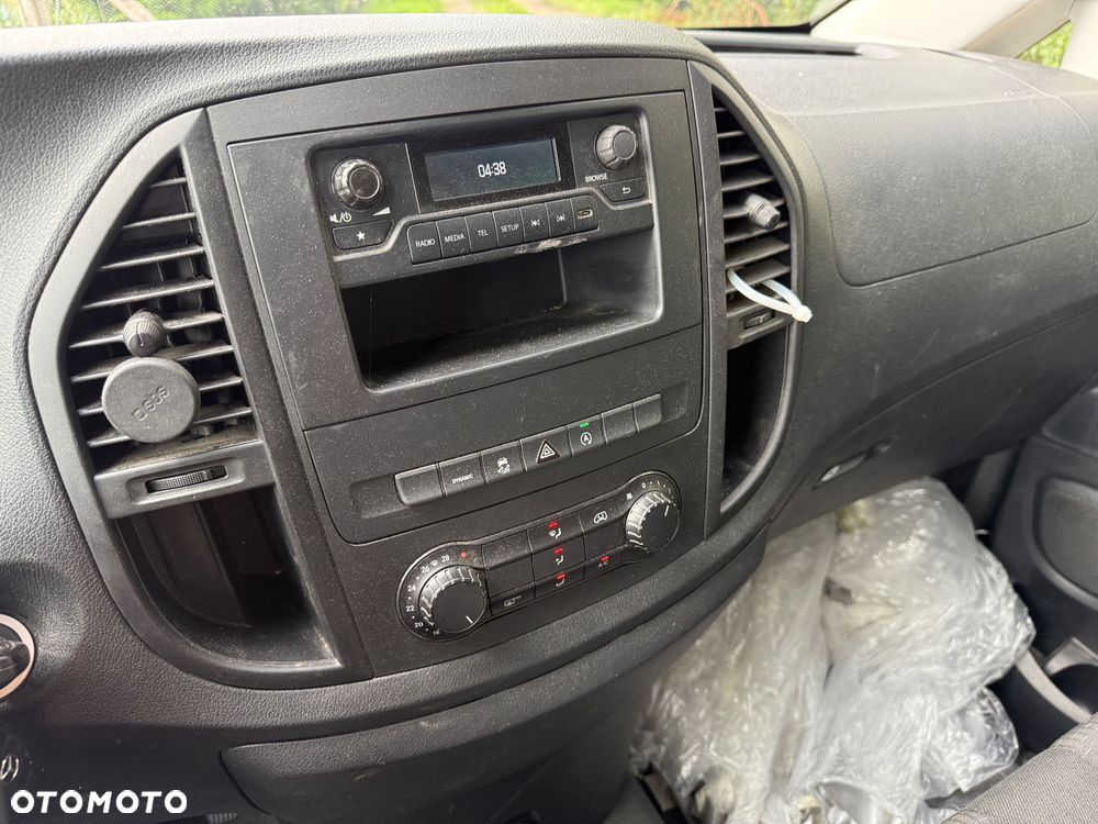 Mercedes-Benz Vito 114 Long 4x4 4matic automat - 14