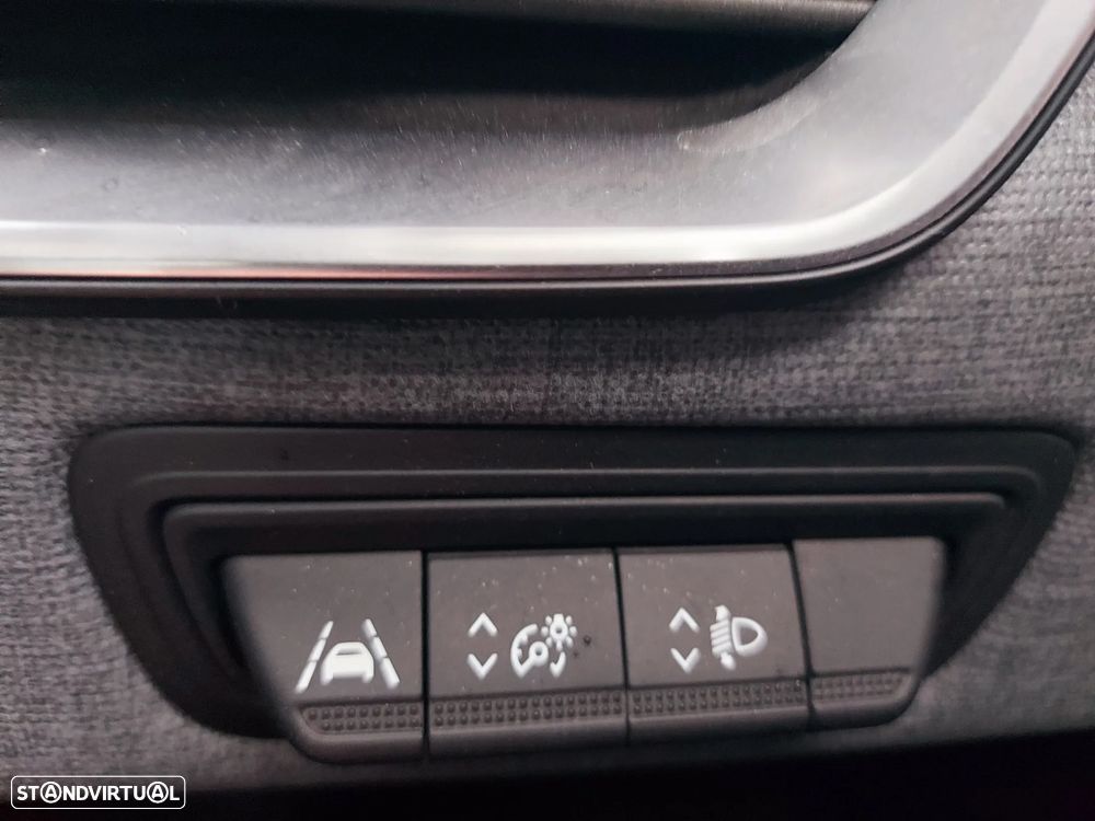 Mitsubishi Colt 1.0 MPI-T Invite - 27