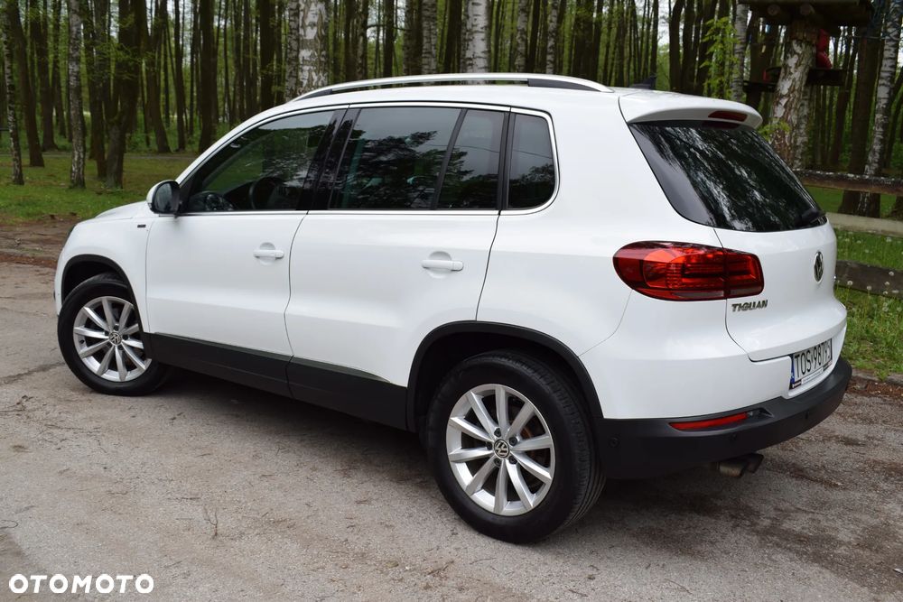 Volkswagen Tiguan 2.0 TDI DPF BlueMotion Technology Lounge Sport & Style - 5