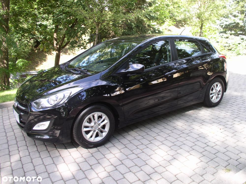 Hyundai i30 blue 1.4 Classic - 29