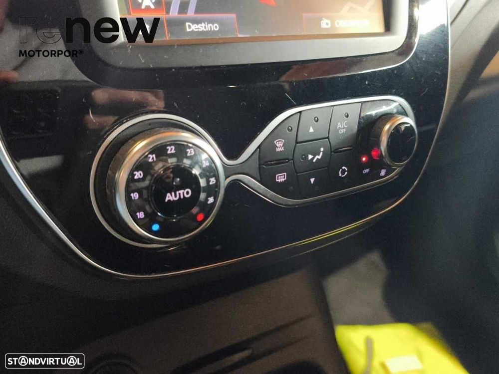 Renault Captur 0.9 TCE Exclusive XMOD - 22