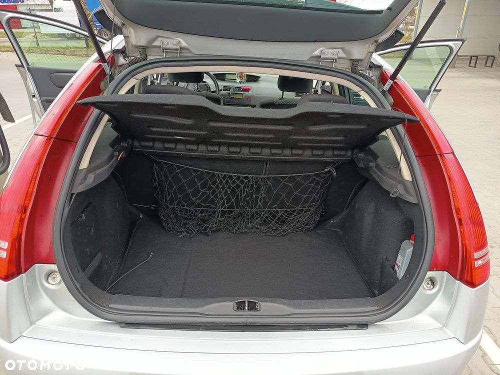 Citroën C4 - 11