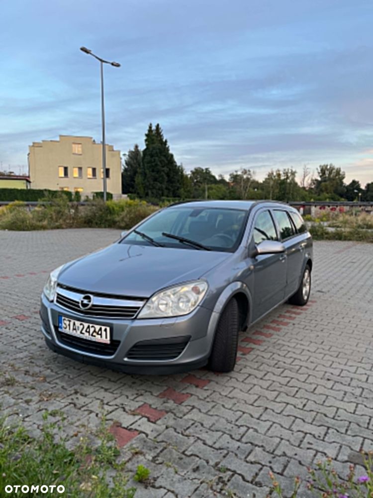 Opel Astra 1.9 CDTI - 14