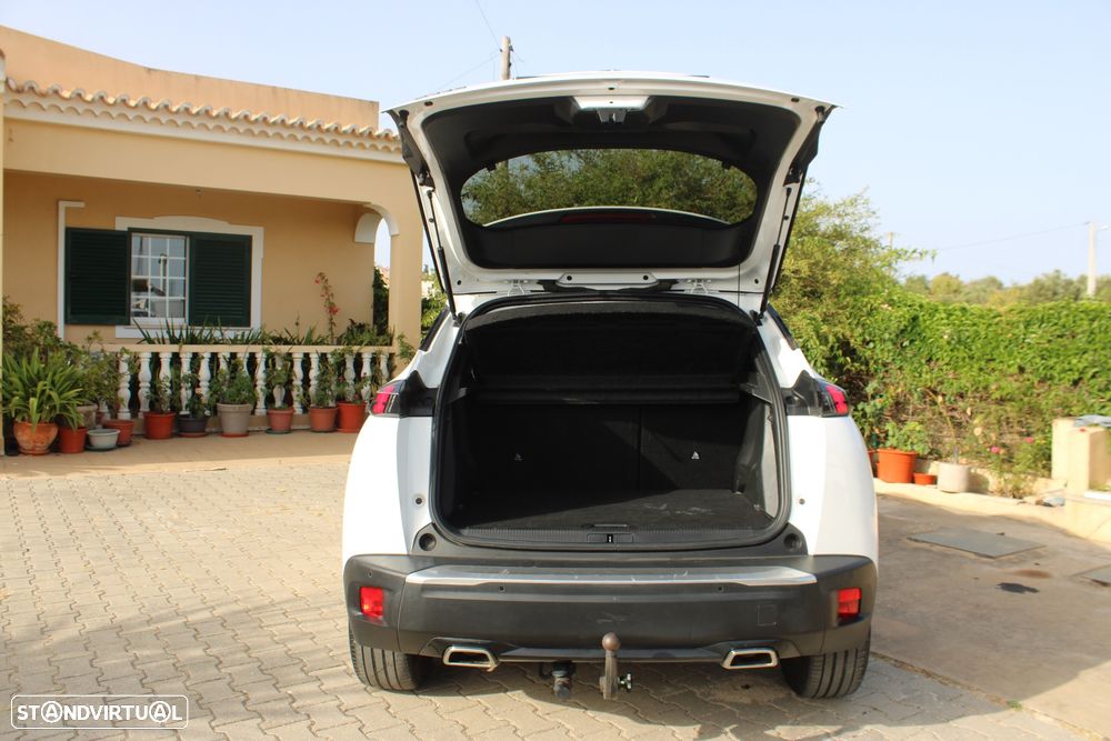 Peugeot 2008 ver-1-2-puretech-allure - 8