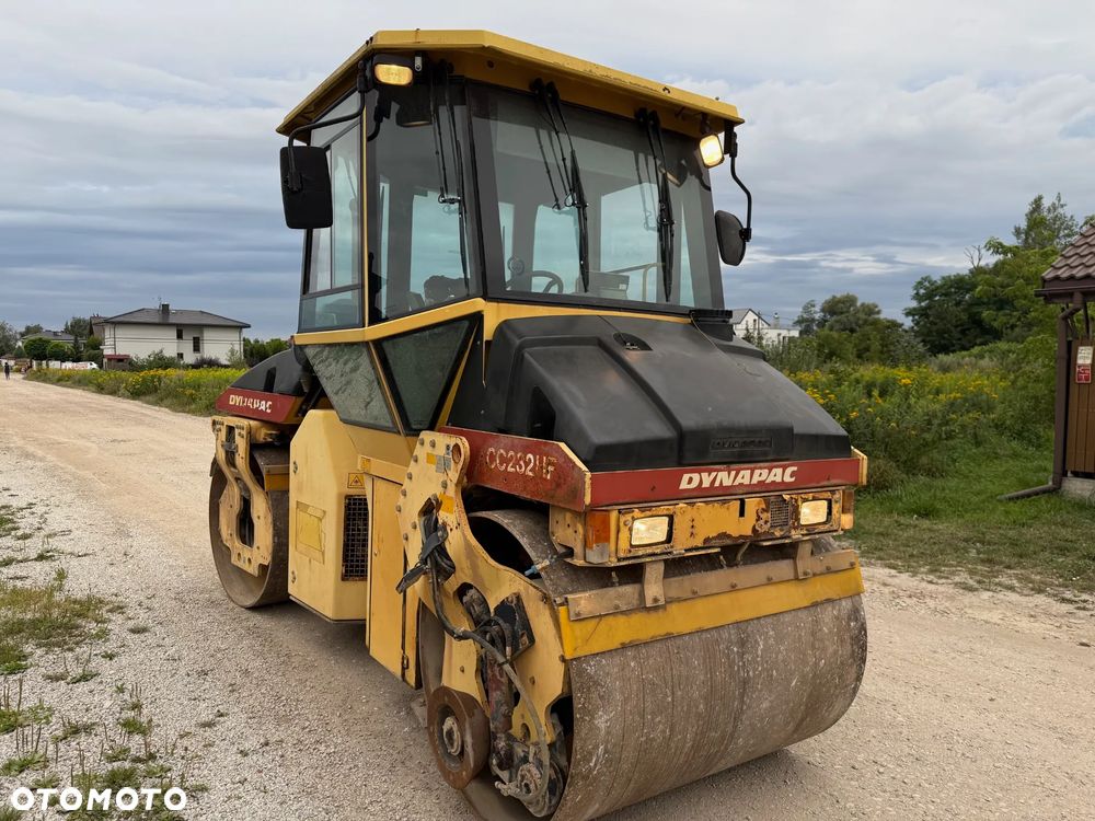 Dynapac CC 232 HF / 2008  / Nóż do Poboczy - 8