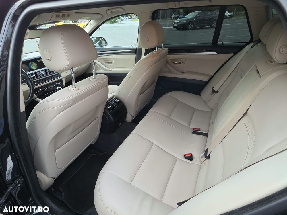 BMW Seria 5 520d xDrive AT - 12