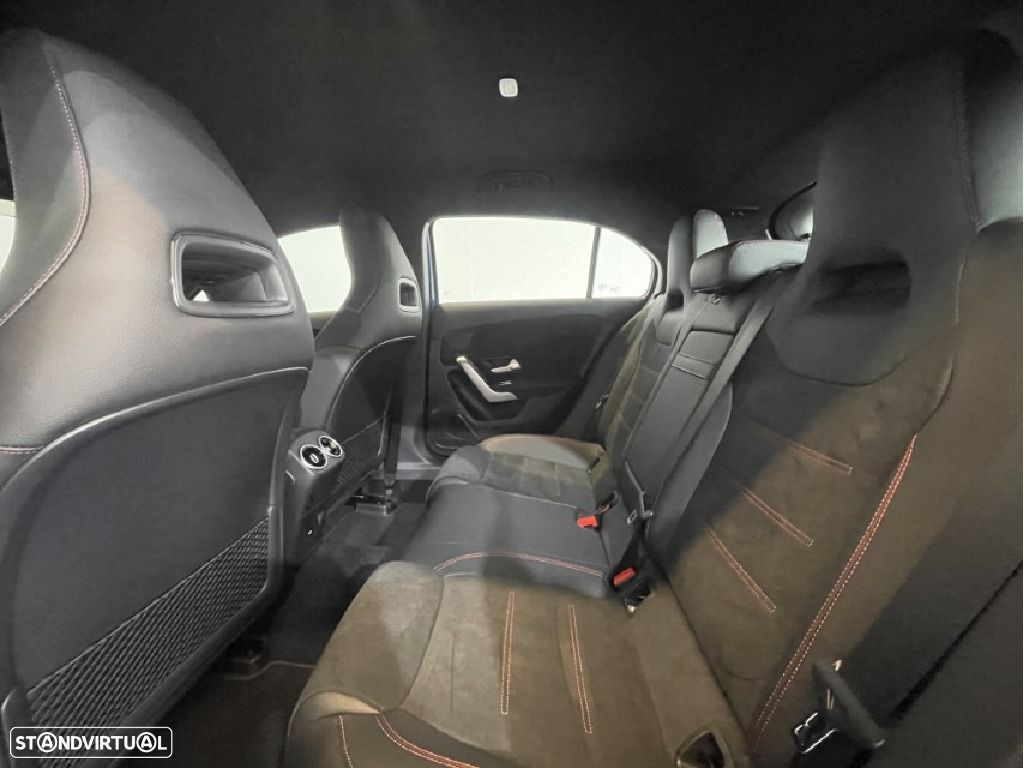 Mercedes-Benz A 250 e - 21