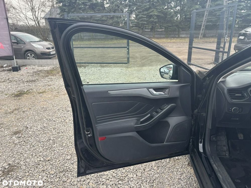 Ford Focus - 16