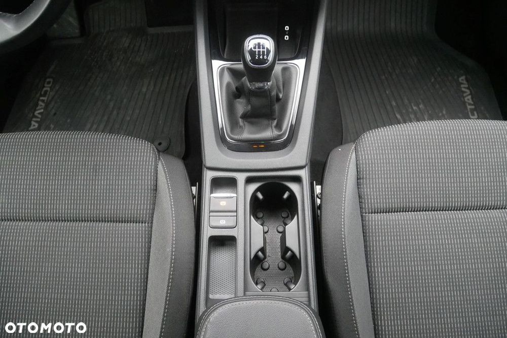 Skoda Octavia - 11