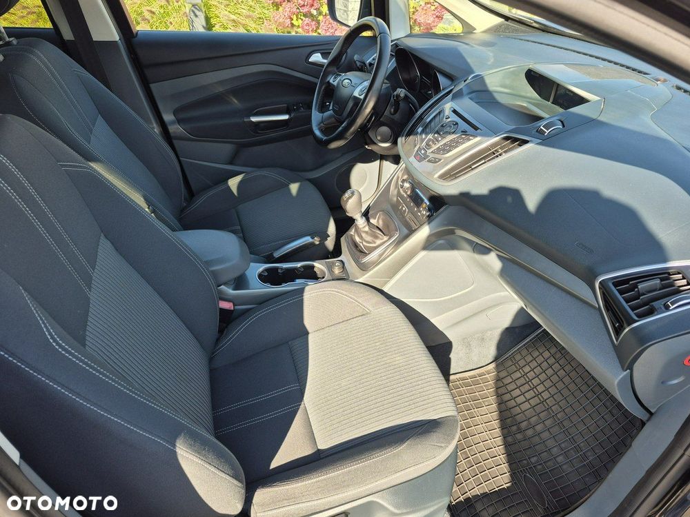 Ford C-MAX - 13