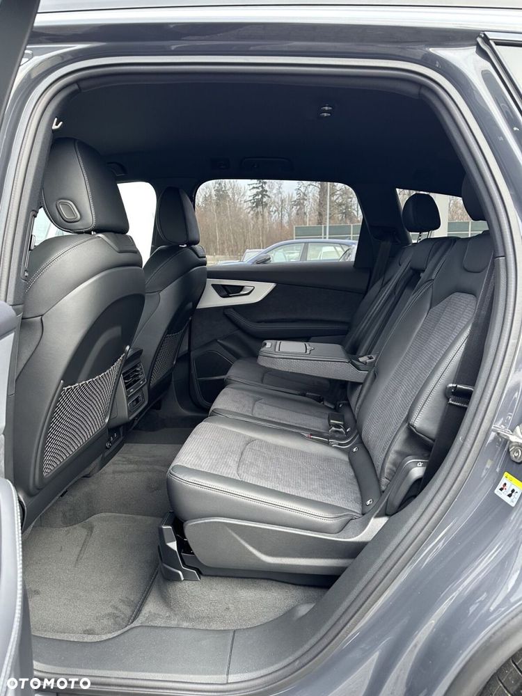 Audi Q7 - 21