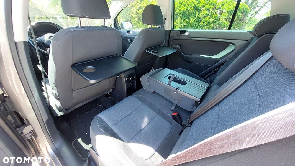 Volkswagen Golf Plus - 13