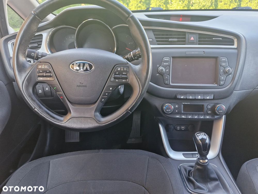 Kia Ceed 1.6 CRDi L - 18