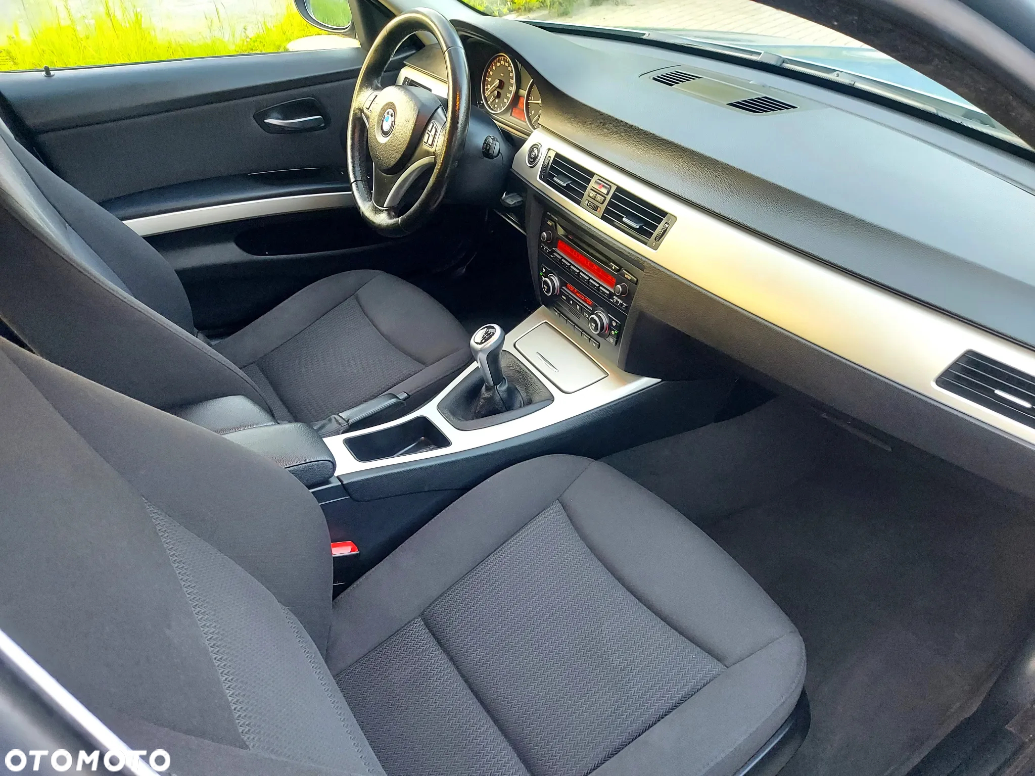 BMW Seria 3 318i - 35