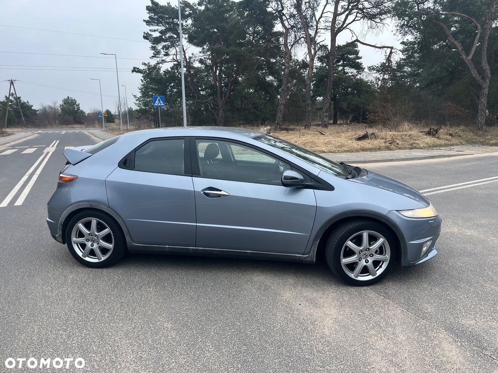 Honda Civic 1.8i-VTEC Sport - 6