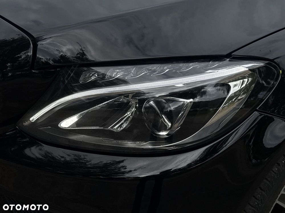 Mercedes-Benz Klasa C 200 7G-TRONIC - 39
