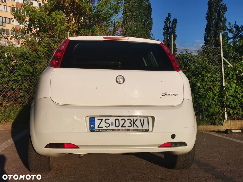 Fiat Grande Punto - 9