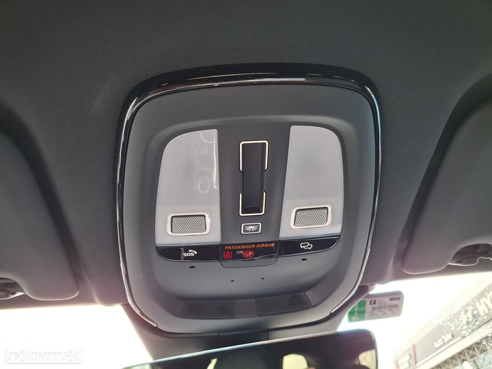 Volvo XC 60 2.0 T6 PHEV Black Edition AWD - 28