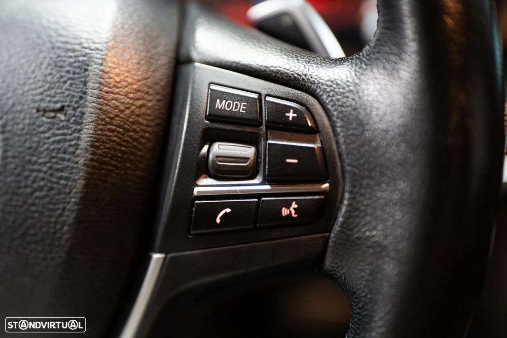 BMW X4 20 d xDrive XLine Auto - 32