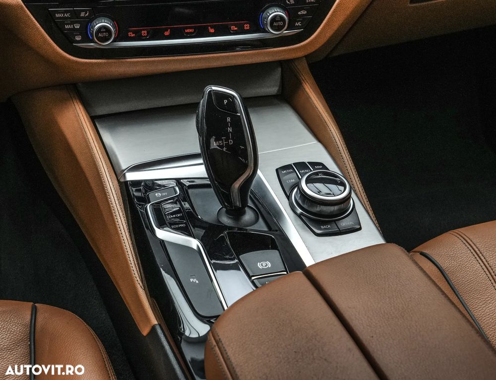 BMW Seria 5 520d EfficientDynamics Edition AT - 19