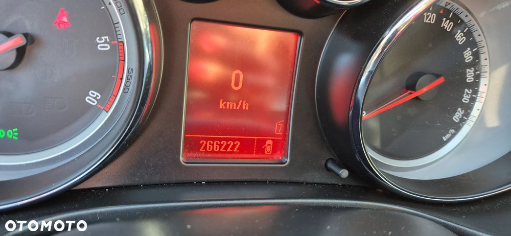 Opel Insignia 2.0 CDTI - 15