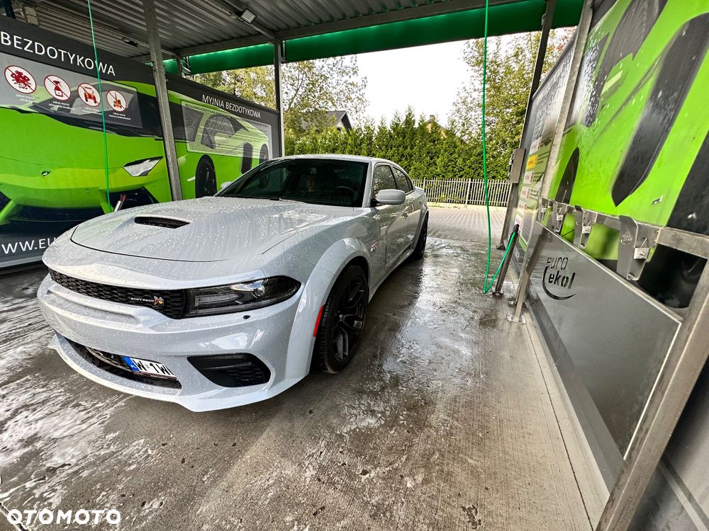Dodge Charger 6.4 Scat Pack Widebody - 6