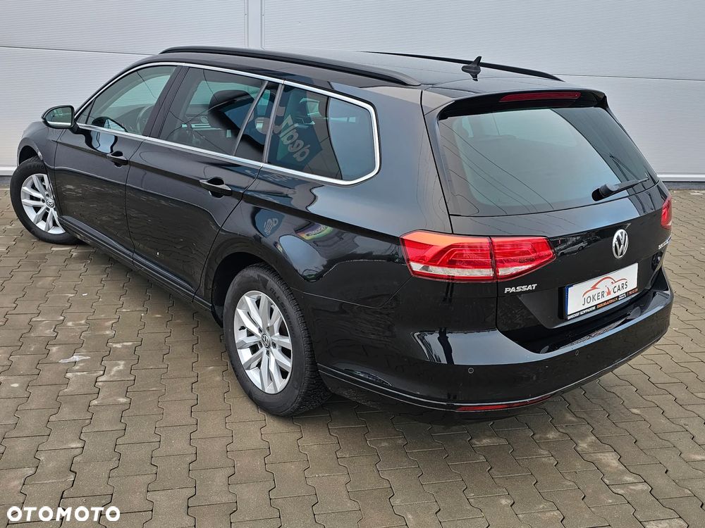 Volkswagen Passat Variant 2.0 TDI DSG (BlueMotion Technology) Comfortline - 4