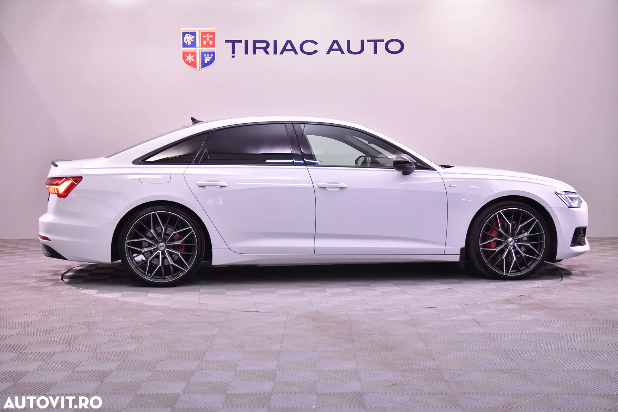 Audi A6 55 TFSI quattro S tronic S line - 6