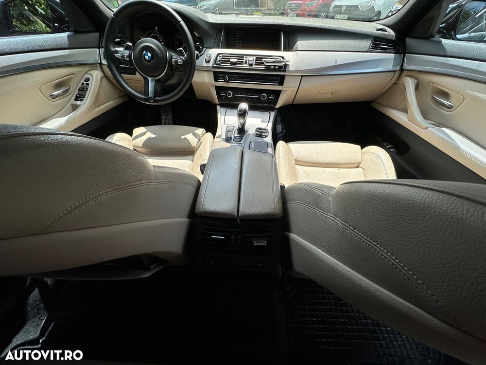 BMW Seria 5 525d xDrive - 21