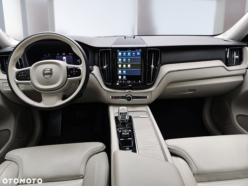 Volvo XC 60 B5 B AWD Inscription - 16