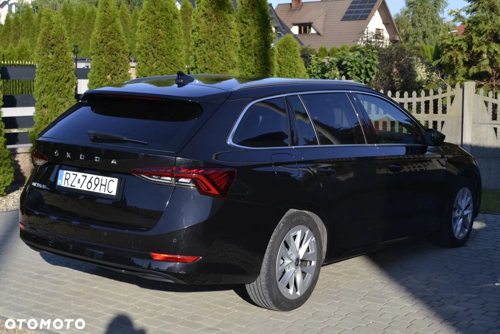 Skoda Octavia 2.0 TDI DSG Style - 14