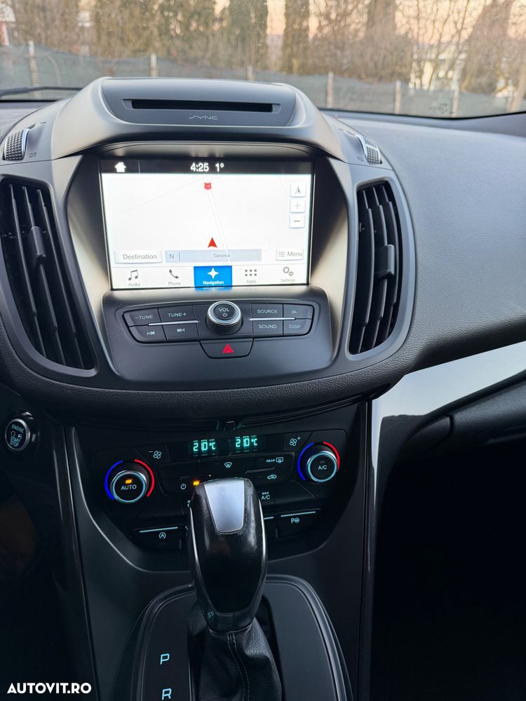 Ford Kuga 2.0 TDCi 4x4 Aut. ST-Line - 5