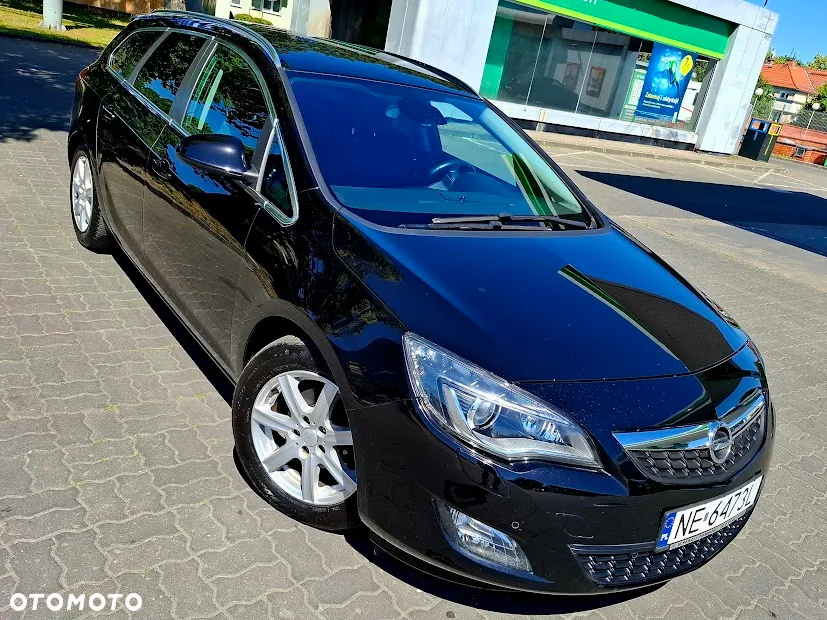 Opel Astra 1.4 Turbo Cosmo - 4