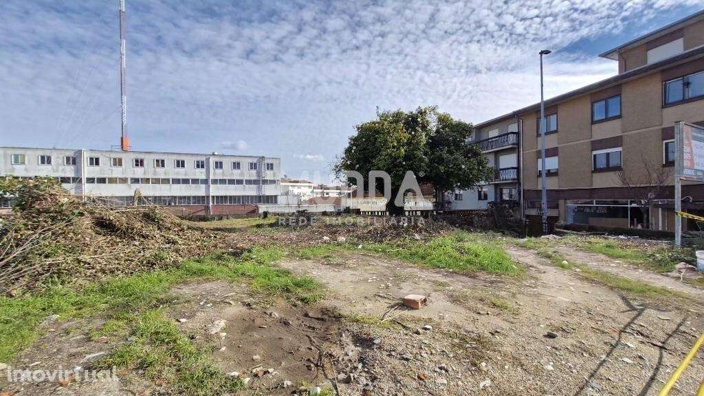 INVESTIDORES - Terreno p/ Construção no Centro de São João da Madeira - Grande imagem: 5/29