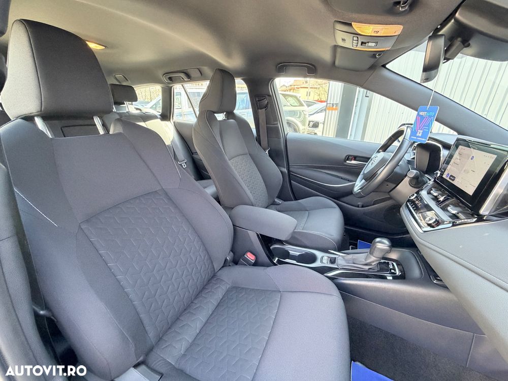 Toyota Corolla 1.8 HSD Dynamic - 19